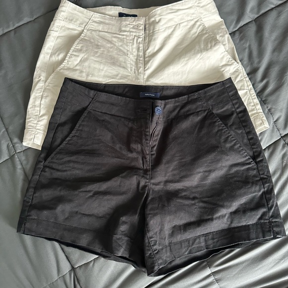 2x Pairs Nautica Ladies Shorts, Tan and Black, size 6 - Picture 1 of 4